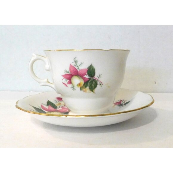 Vintage Royal Vale Bone China Tea Cup Saucer Set 7627 Pink Bell Flower Gold Trim - Picture 5 of 14